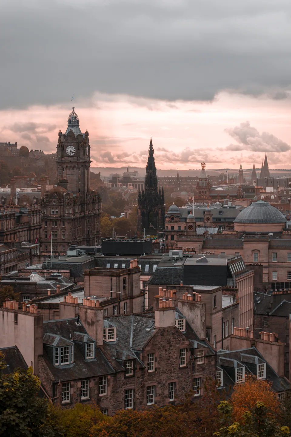 Edinburgh’s old town skyline