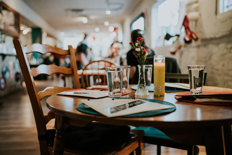 A restaurant dining room